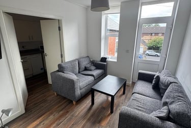 4 bed flat, Claremont Road, Spital Tongues, Newcastle, NE24AN - Image 1